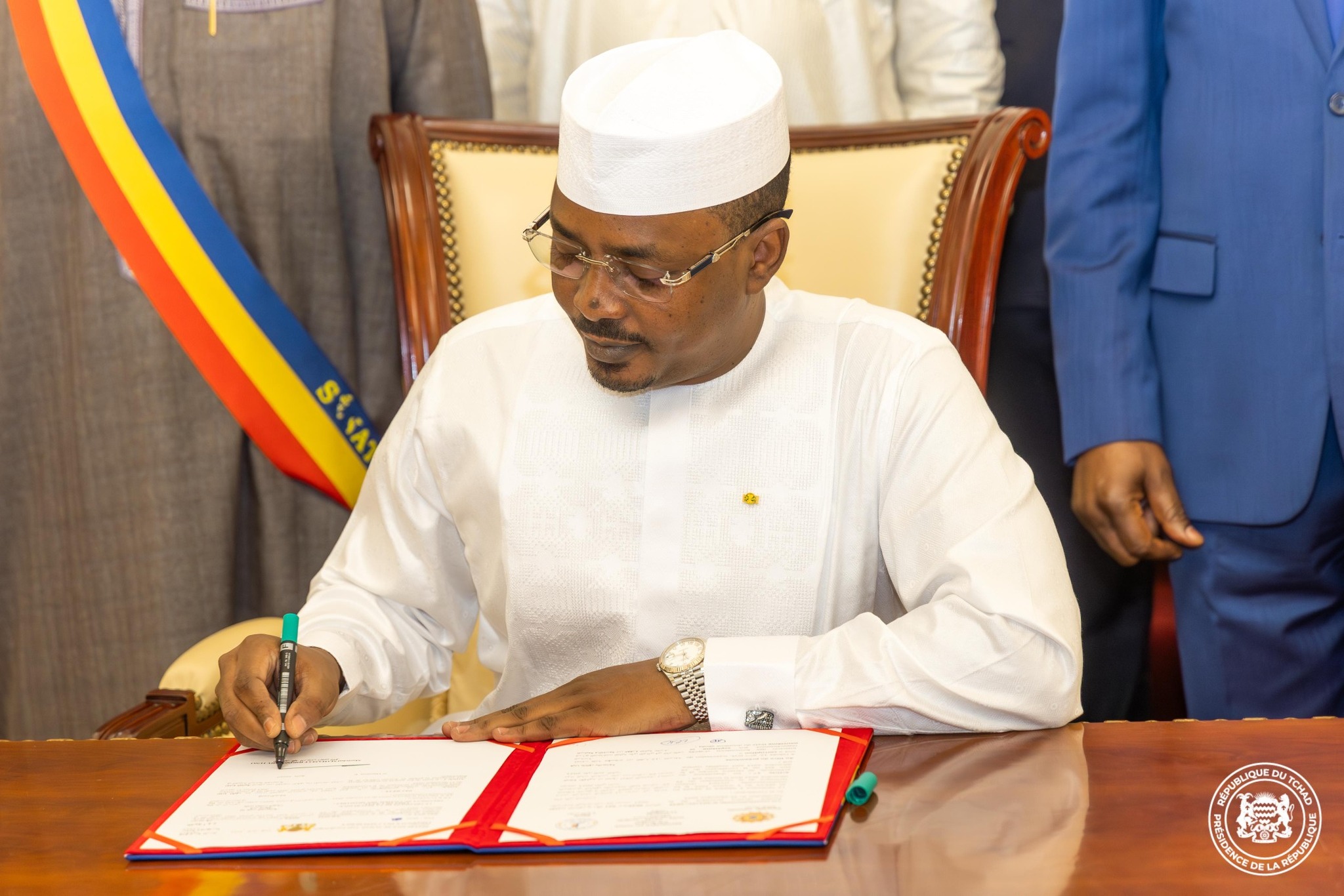 Constitution du 29 décembre 2023 : le Maréchal Mahamat Idriss Deby Itno concrétise la réforme