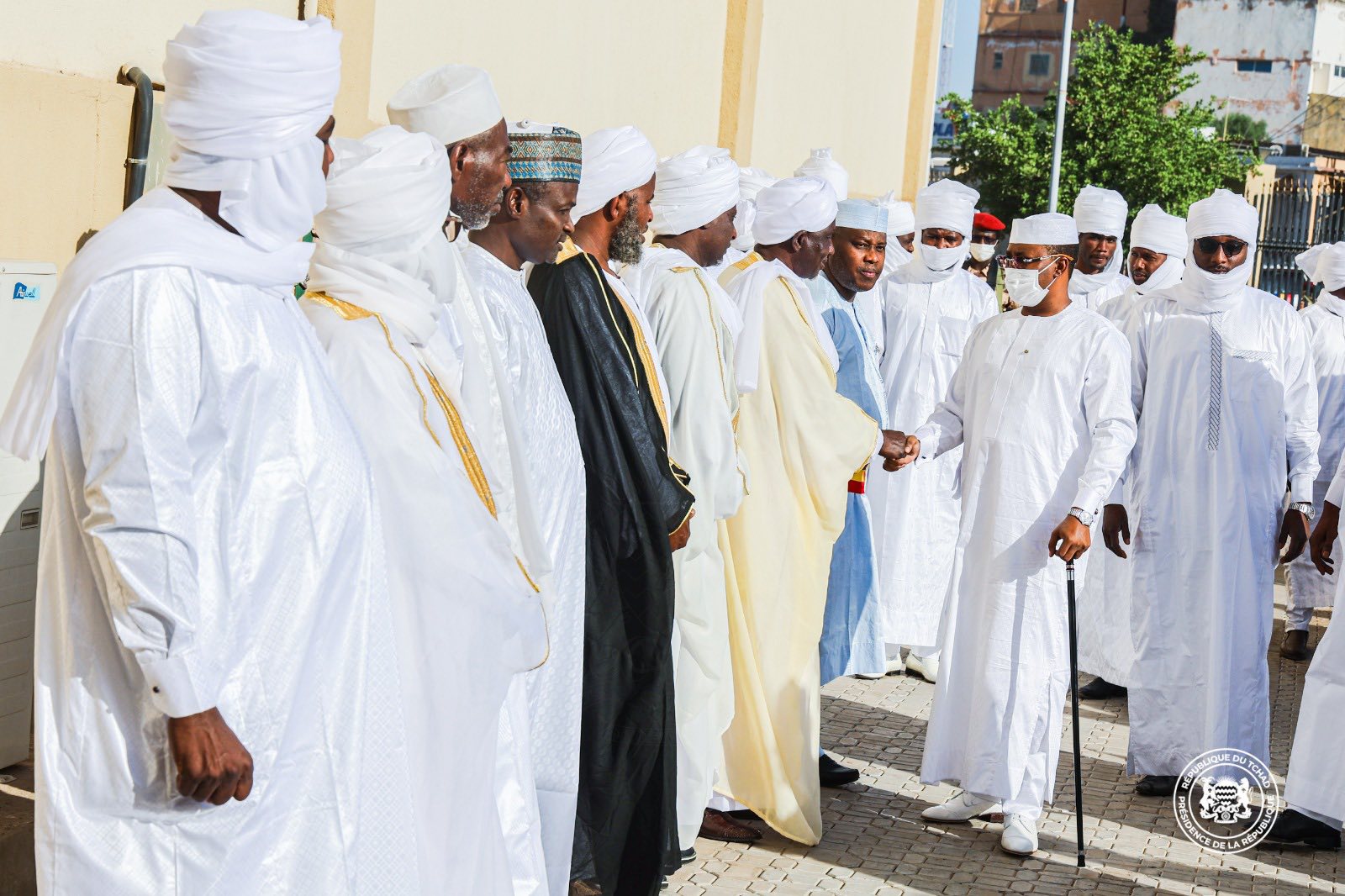 Aïd el-Fitr 2026 : le Président Mahamat Idriss Déby Itno en prière avec les fidèles à N’Djaména