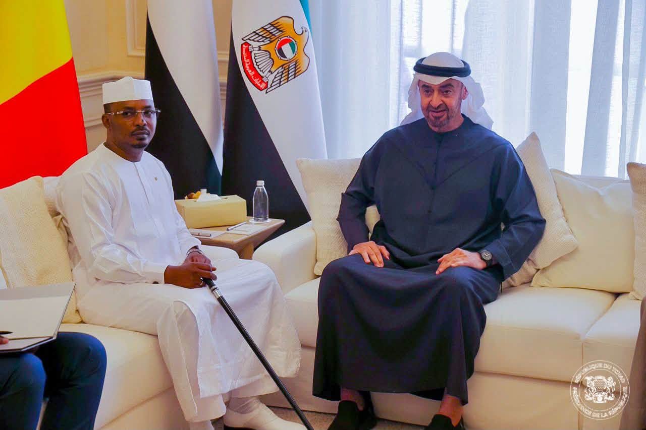 Coopération Tchad–Émirats : Le Maréchal Mahamat Idriss Déby Itno en tête-à-tête avec Mohamed Bin Zayed à Abu Dhabi